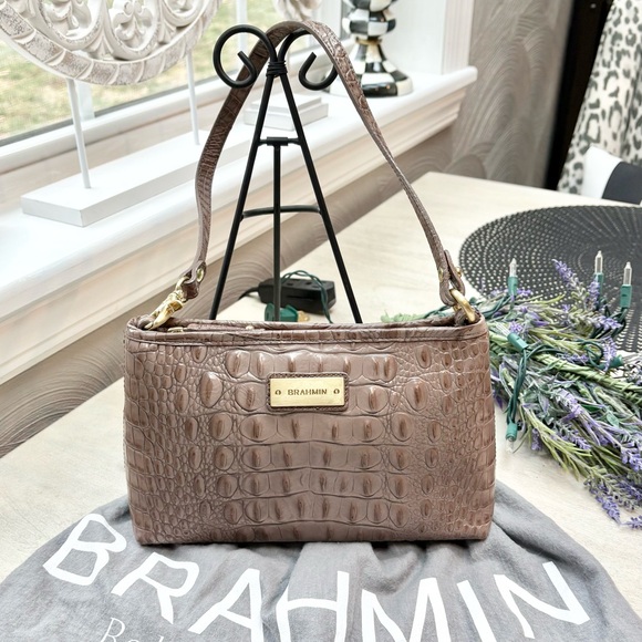 Brahmin Leather Wristlet 🤎🩶 - Picture 5 of 13